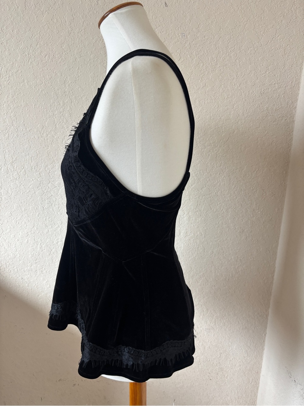 Free people Ellie Velvet Black Lace Velour Boho Cami Tank Top Y2K Goth Medium - Picture 3 of 5